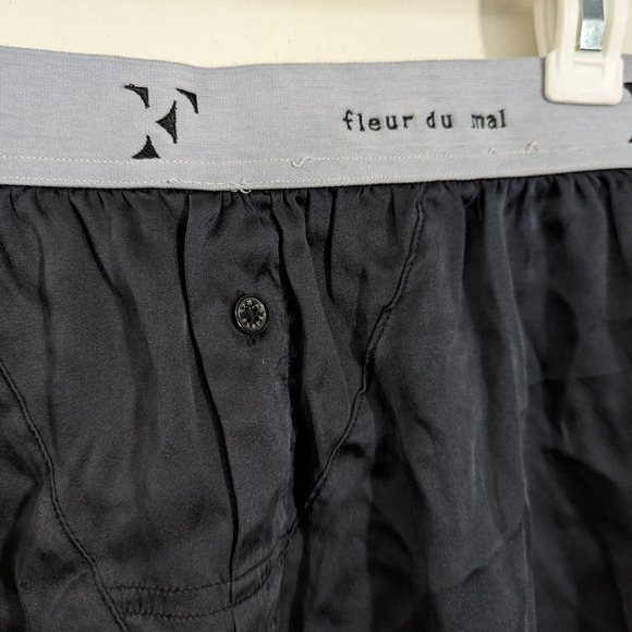 Fleur Du Mal Unisex Washable Silk Boxers in Black, Size Medium - Picture 7 of 11